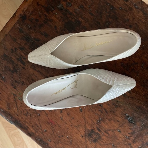 Thomas Wallace Vintage Cream Snakeskin Kitten Heel Pumps - Size 7 1/2 - Picture 7 of 15